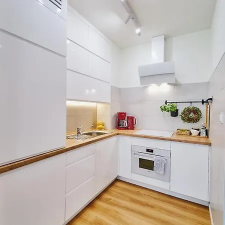 Blanca Polanica-zdrój, * Polanica-Zdrój